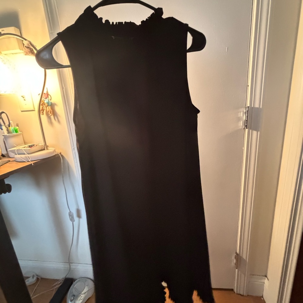 Elegant Black Sleeveless Dress